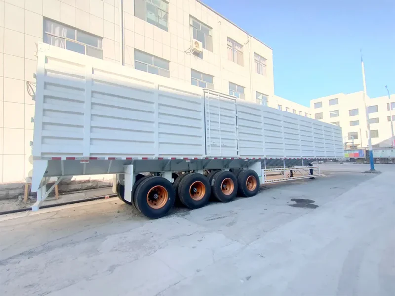 4 Axle-white-box-type semi-trailer-1