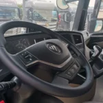 6×4-Foton GTL Red Tractor Truck-4