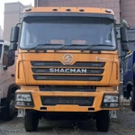 6×4-SHACMAN-F3000-340-Yellow-headlight protective net-dumper-2